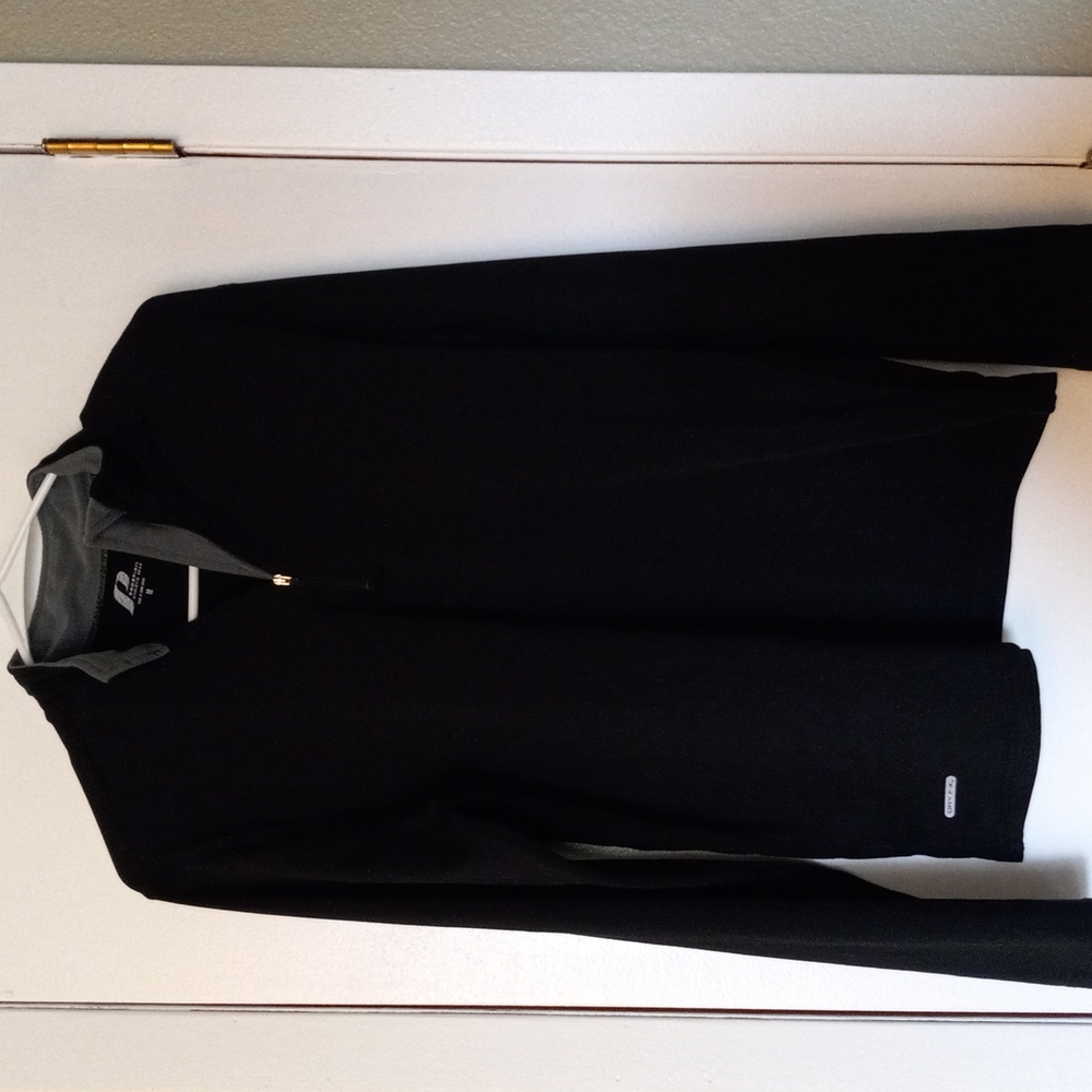 Pro Spirit black polyester dri fit 1/4 zip top sz M.